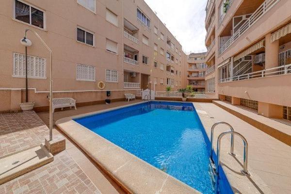 Modern Apartment 3Mins Walk To Playa Del Cura Beach Torrevieja Exterior photo